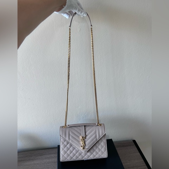 🔥YSL ENVELOPE MEDIUM IN QUILTED GRAIN DE POUDRE EMBOSSED LEATHER - Picture 4 of 16